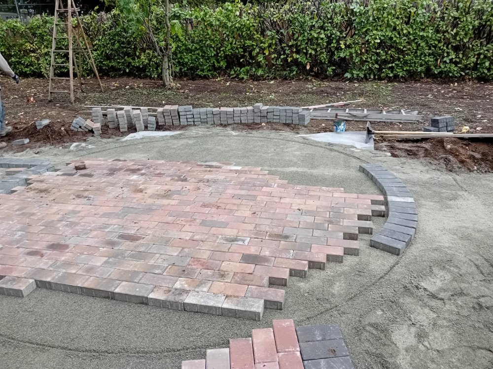 Paver patio and walkway project 1